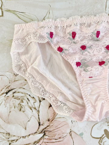 Red Roses Pink Panty